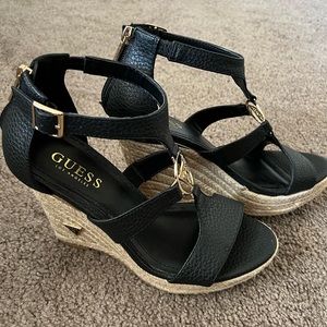 New Guess Wedges